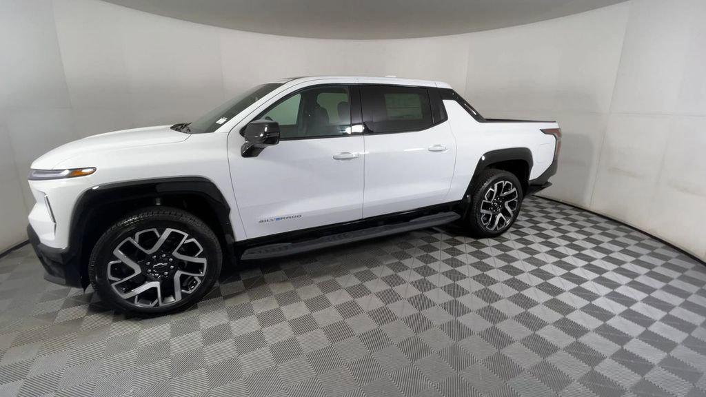 new 2025 Chevrolet Silverado EV car, priced at $89,440