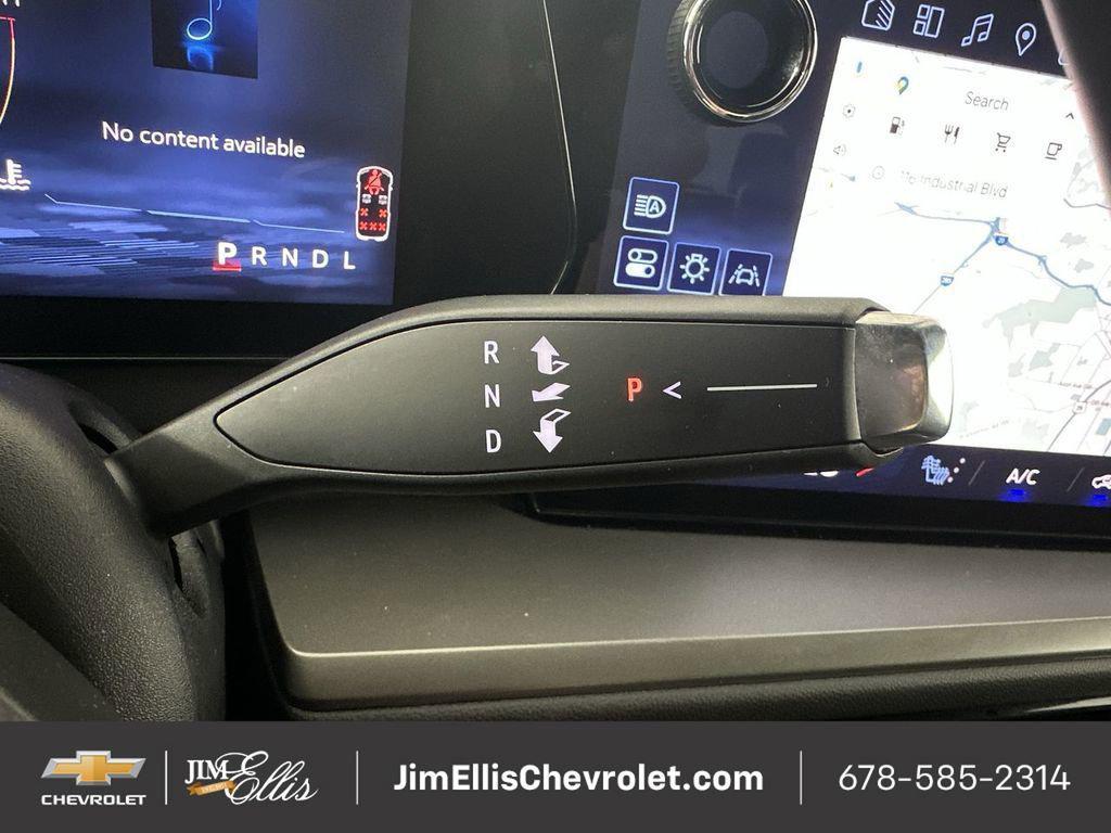 used 2025 Chevrolet Traverse car, priced at $38,000