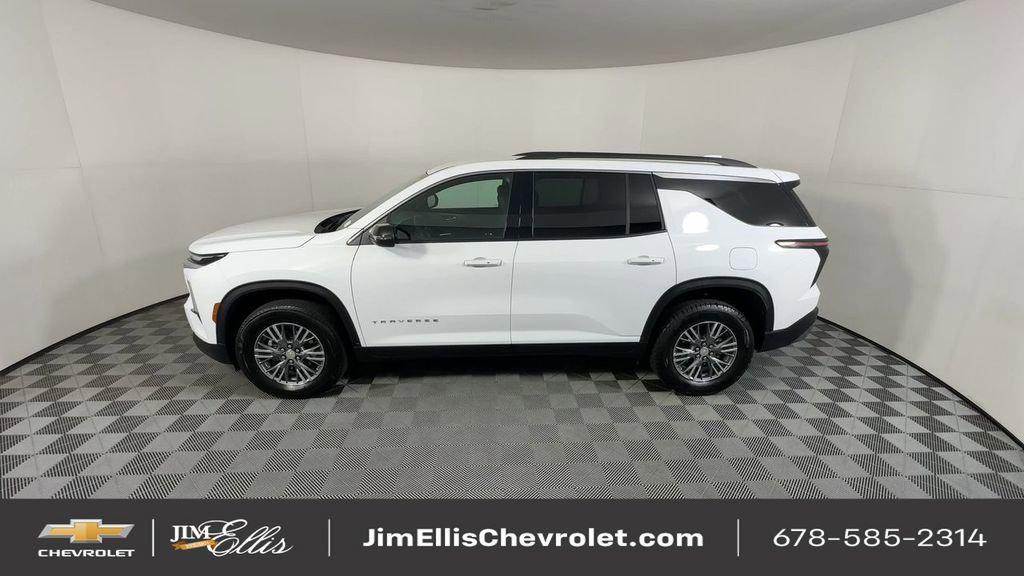 used 2025 Chevrolet Traverse car, priced at $38,000