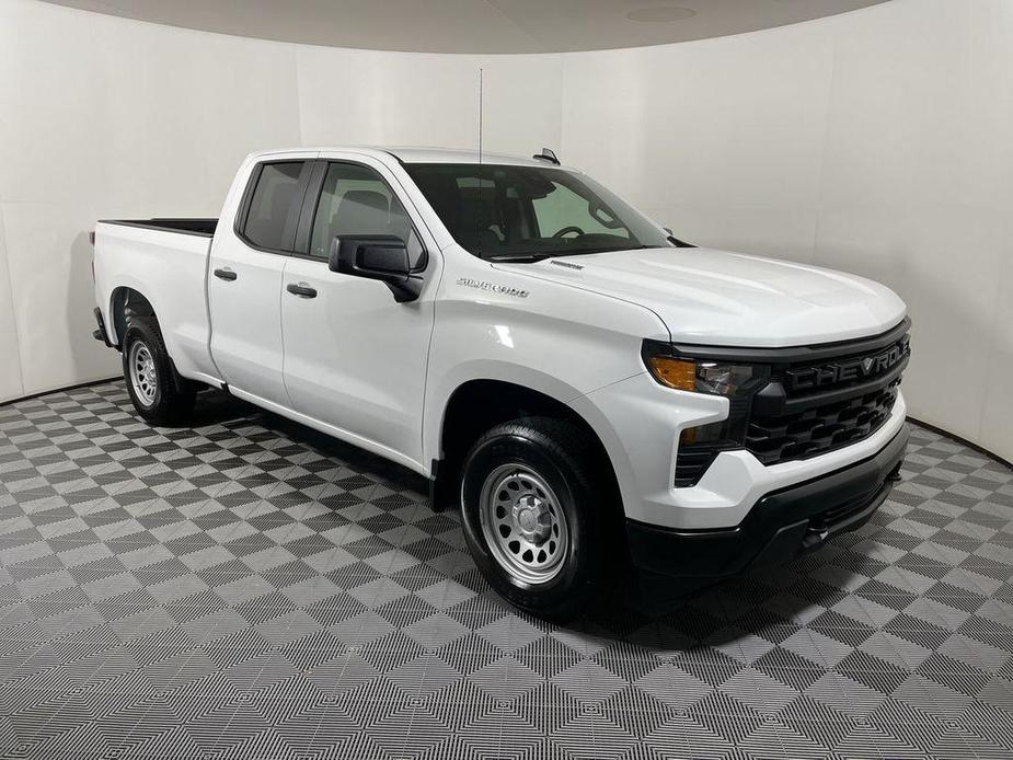 new 2024 Chevrolet Silverado 1500 car, priced at $35,375