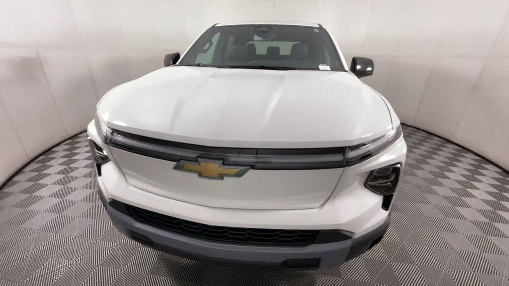 new 2025 Chevrolet Silverado EV car, priced at $70,890