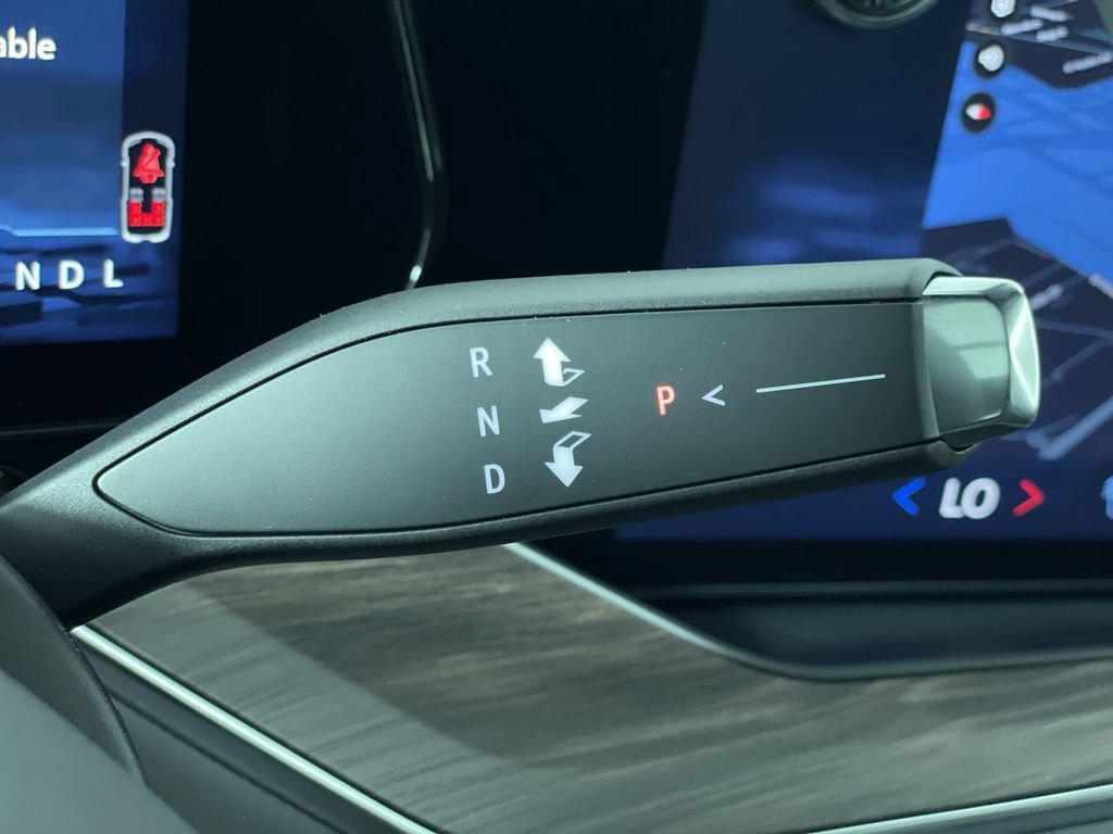 new 2025 Chevrolet Suburban car, priced at $79,892