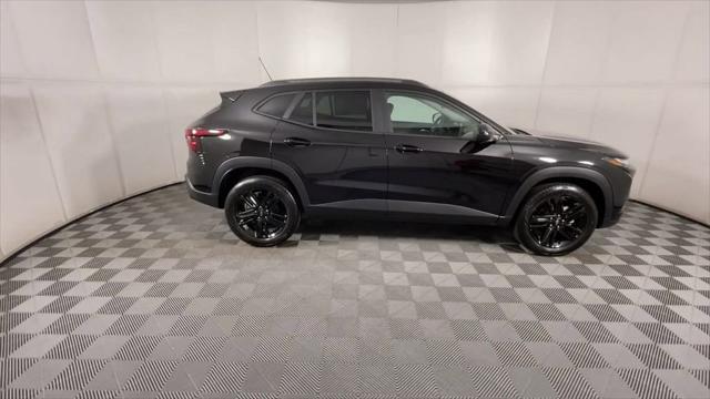new 2025 Chevrolet Trax car, priced at $24,857