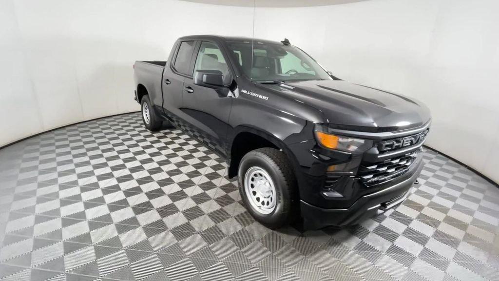 new 2024 Chevrolet Silverado 1500 car, priced at $34,625