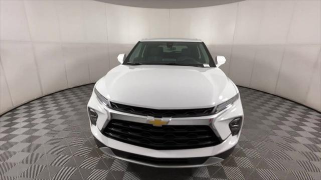 new 2025 Chevrolet Blazer car, priced at $35,372