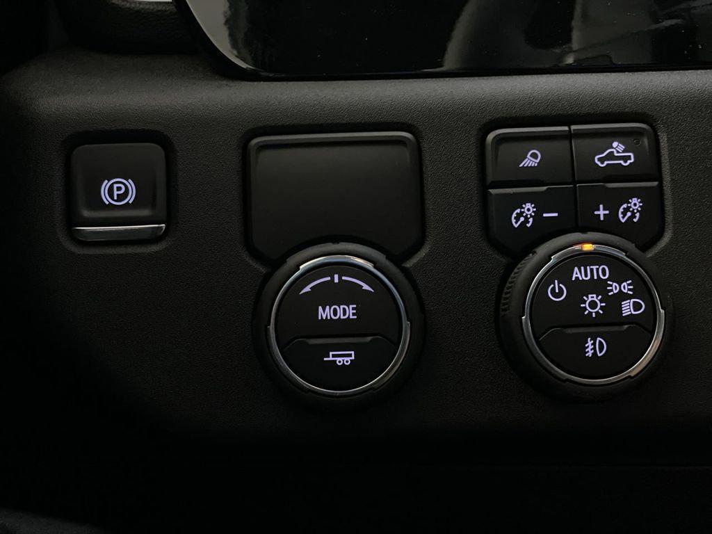 new 2025 Chevrolet Silverado 1500 car, priced at $68,902