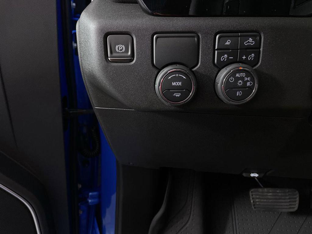 new 2025 Chevrolet Silverado 1500 car, priced at $52,227