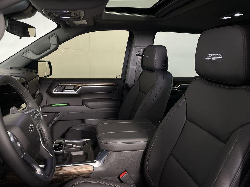 new 2025 Chevrolet Silverado 1500 car, priced at $68,902