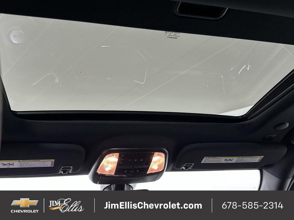 used 2021 Jeep Grand Cherokee car, priced at $28,000