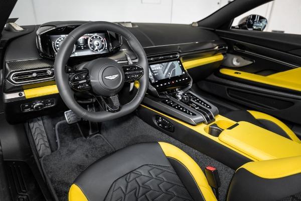 used 2025 Aston Martin Vanquish car