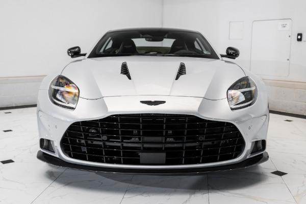 used 2025 Aston Martin Vanquish car
