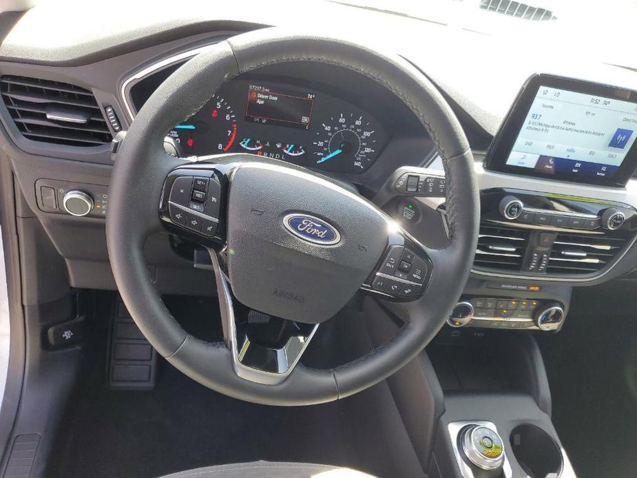 used 2022 Ford Escape car, priced at $24,995