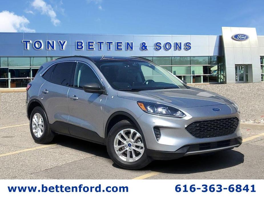 used 2022 Ford Escape car, priced at $25,795