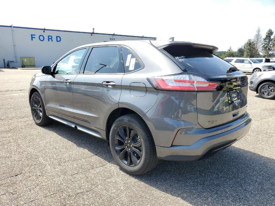 new 2024 Ford Edge car, priced at $39,006