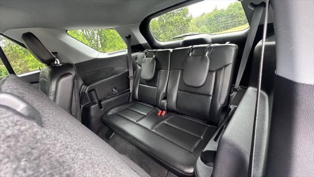used 2021 Ford Explorer car, priced at $22,900