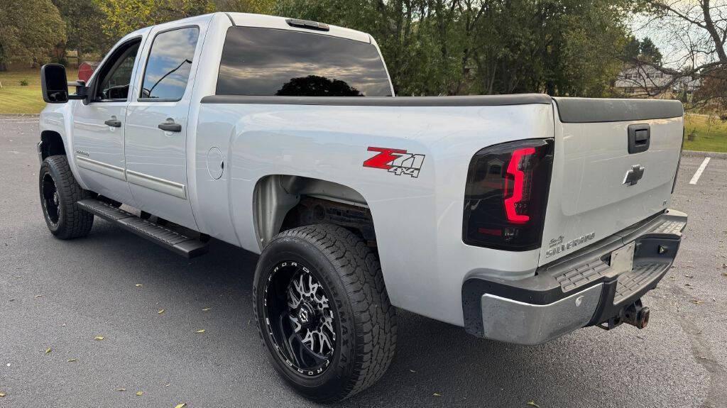 used 2012 Chevrolet Silverado 2500 car, priced at $17,900
