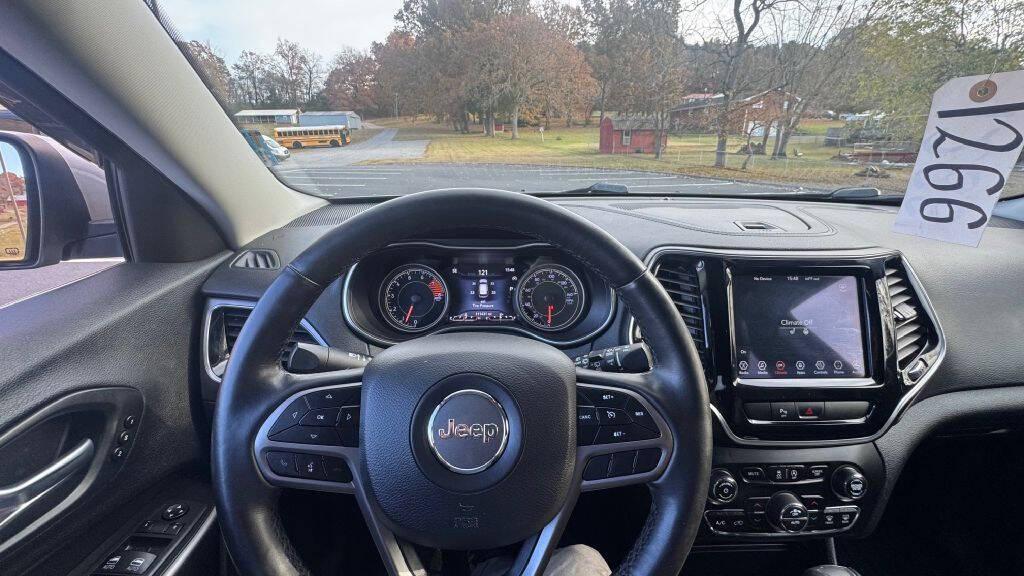 used 2019 Jeep Cherokee car, priced at $9,990