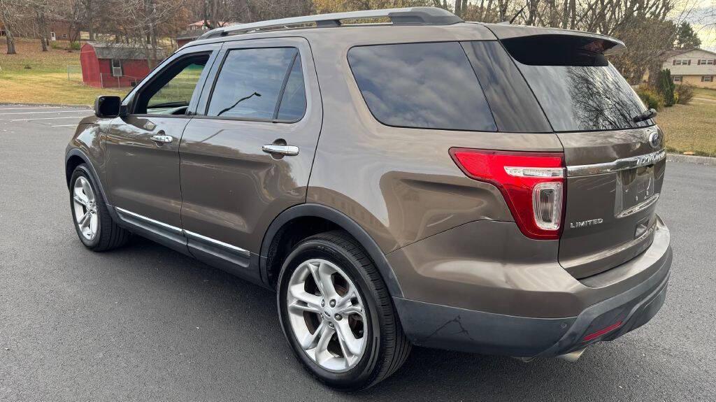 used 2015 Ford Explorer car, priced at $7,990