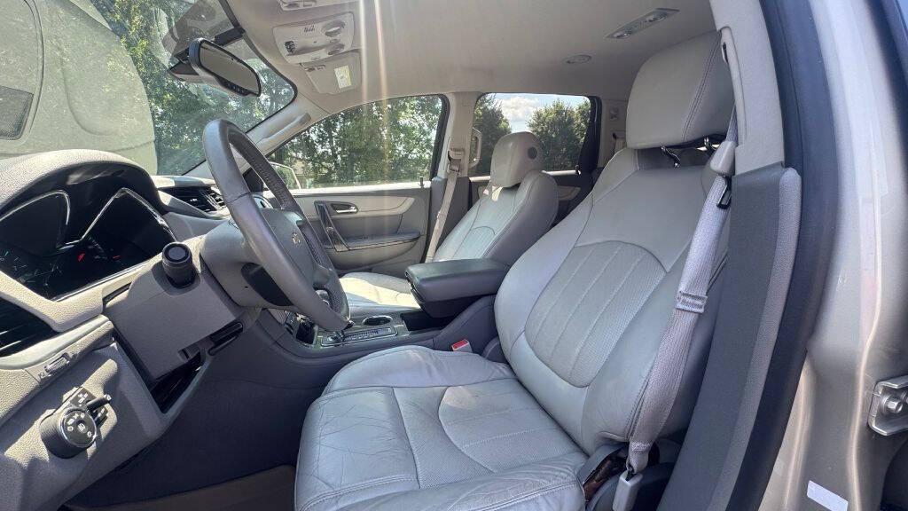 used 2014 Chevrolet Traverse car, priced at $6,990