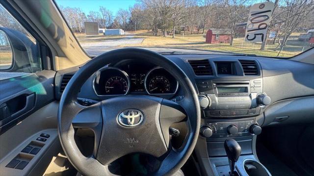 used 2010 Toyota Highlander car, priced at $7,900