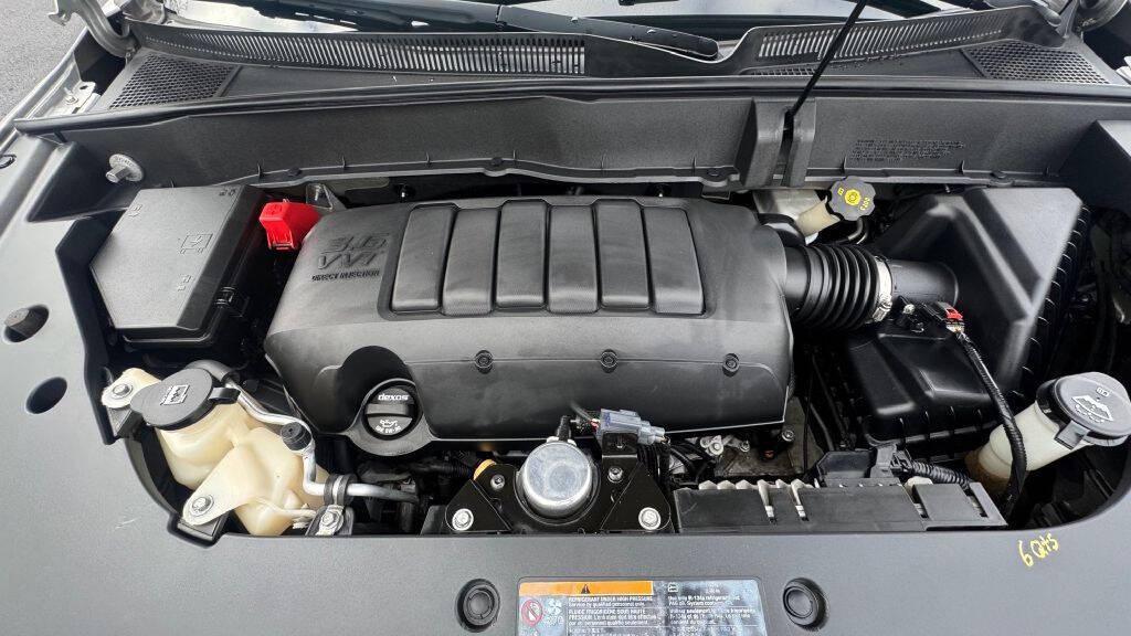 used 2014 Chevrolet Traverse car, priced at $5,900