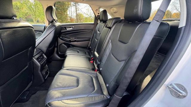 used 2015 Ford Edge car, priced at $11,900