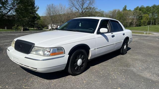 used 2003 Mercury Grand Marquis car, priced at $3,500