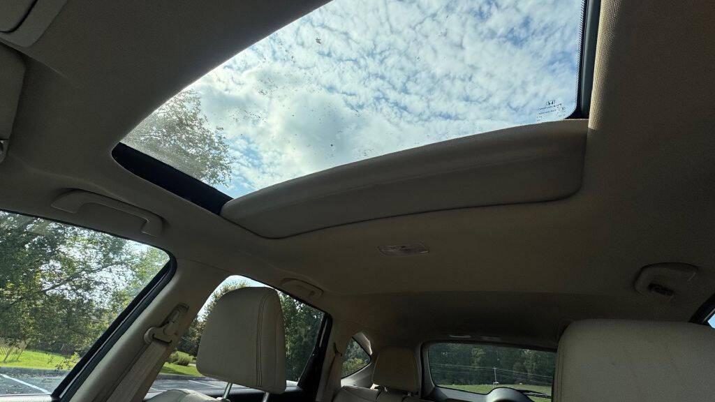 used 2015 Honda CR-V car, priced at $10,990