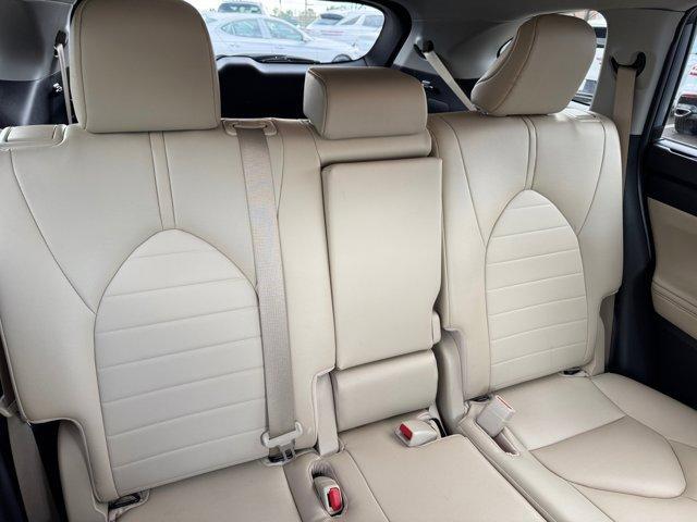 used 2023 Toyota Highlander car, priced at $35,278