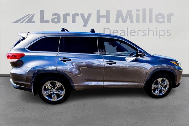 used 2019 Toyota Highlander car, priced at $32,562