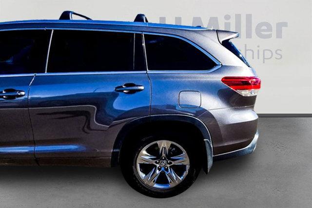 used 2019 Toyota Highlander car, priced at $32,562