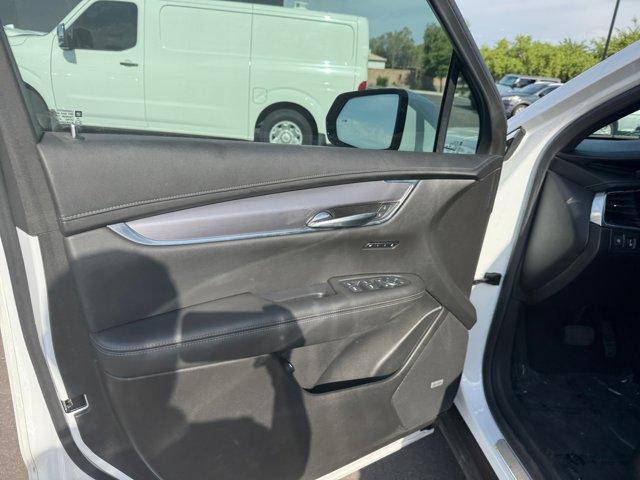 used 2023 Cadillac XT6 car, priced at $34,994