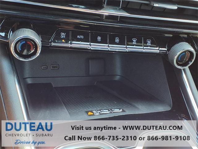 new 2025 Chevrolet Traverse car, priced at $57,865