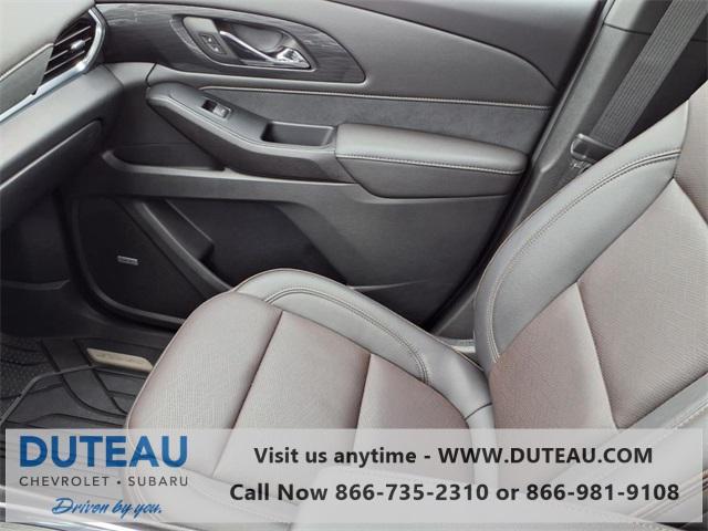 used 2023 Chevrolet Traverse car, priced at $43,900