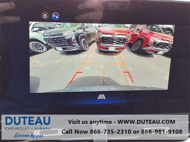 new 2026 Chevrolet Equinox car, priced at $30,090
