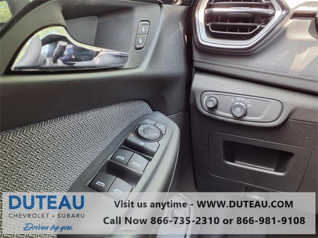 new 2025 Chevrolet TrailBlazer car, priced at $30,080