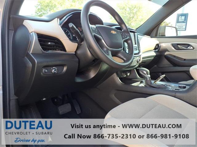 used 2023 Chevrolet Traverse car, priced at $30,400