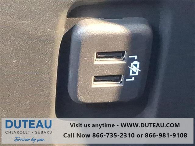 used 2023 Chevrolet Traverse car, priced at $30,400