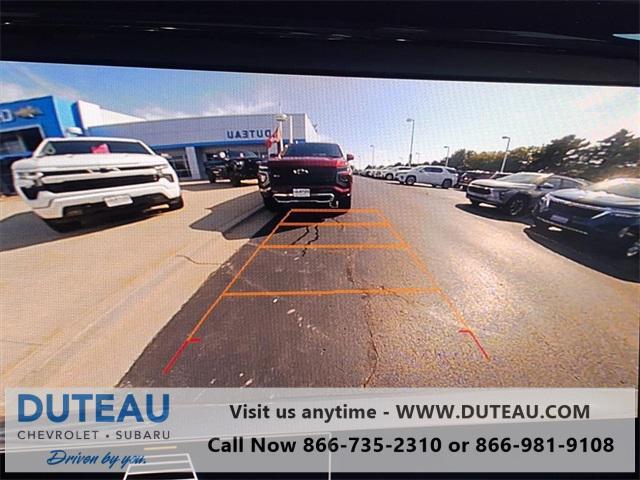 used 2023 Chevrolet Traverse car, priced at $30,400