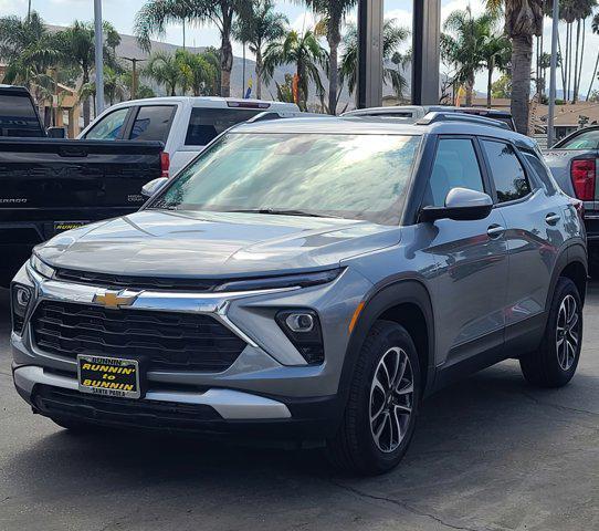 new 2025 Chevrolet TrailBlazer car, priced at $28,400