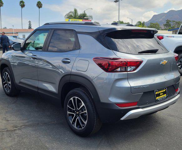 new 2025 Chevrolet TrailBlazer car, priced at $28,400