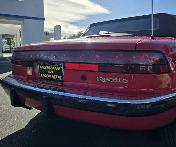 used 1990 Buick Reatta car