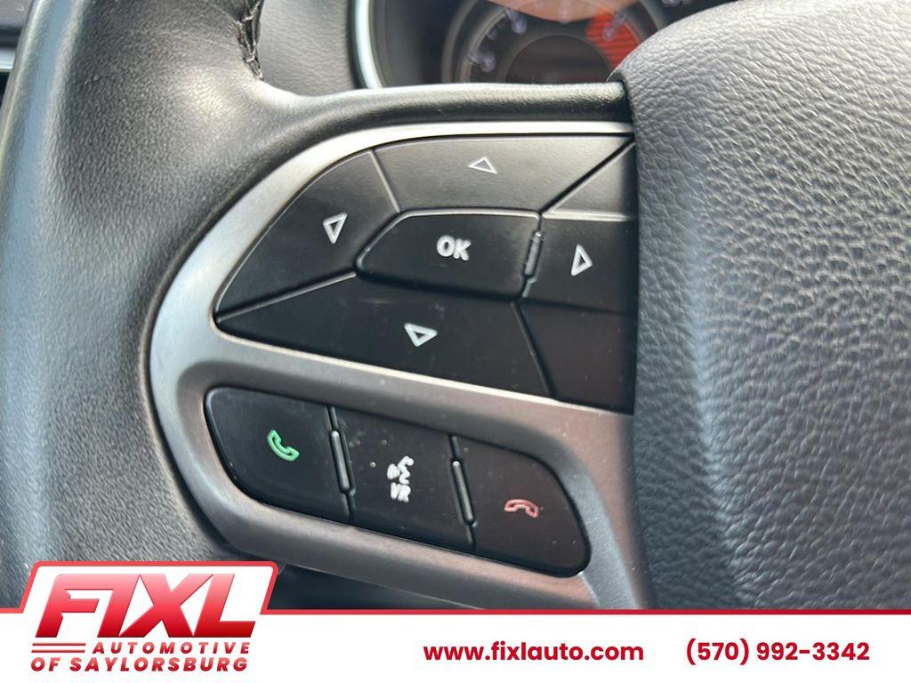 used 2019 Jeep Cherokee car, priced at $15,616