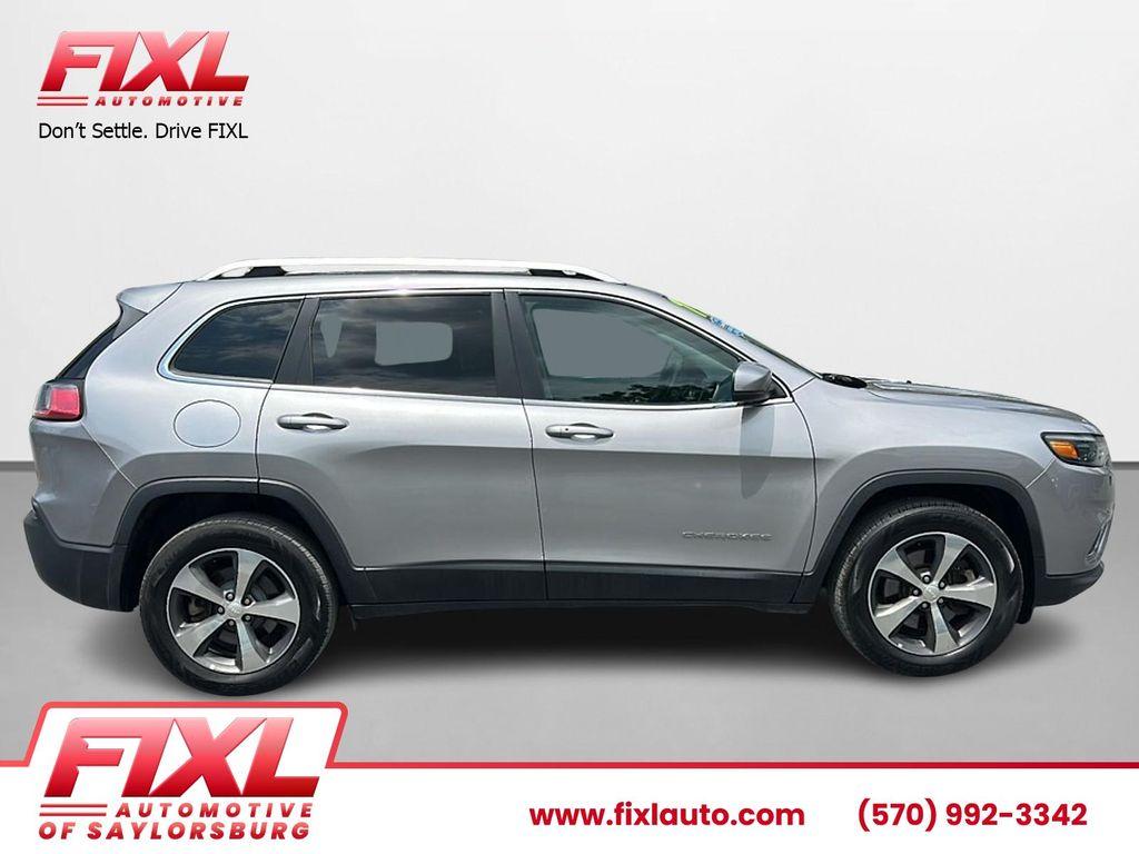 used 2019 Jeep Cherokee car, priced at $15,616