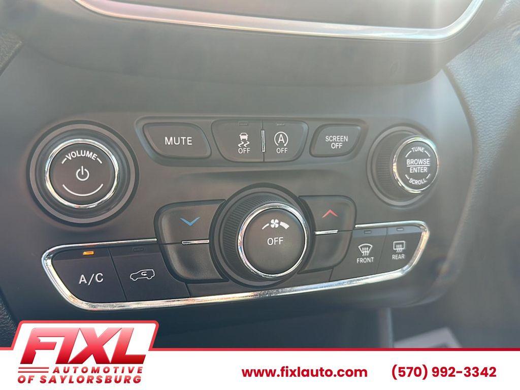 used 2019 Jeep Cherokee car, priced at $17,478