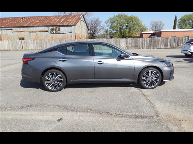 new 2023 Nissan Altima car, priced at $37,672