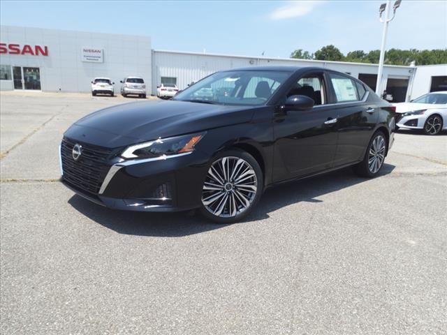new 2023 Nissan Altima car, priced at $34,979