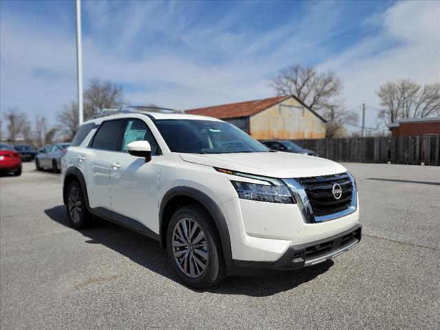 new 2024 Nissan Pathfinder car, priced at $48,018