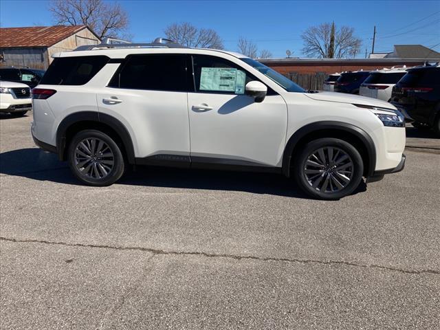 new 2024 Nissan Pathfinder car, priced at $48,012