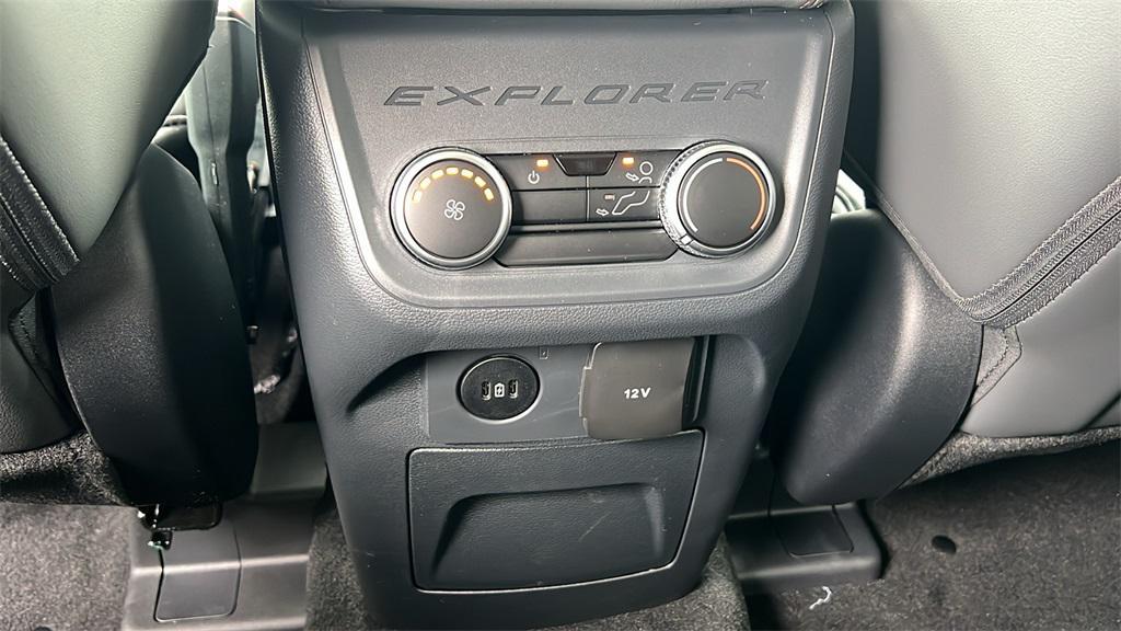 new 2025 Ford Explorer car, priced at $46,460
